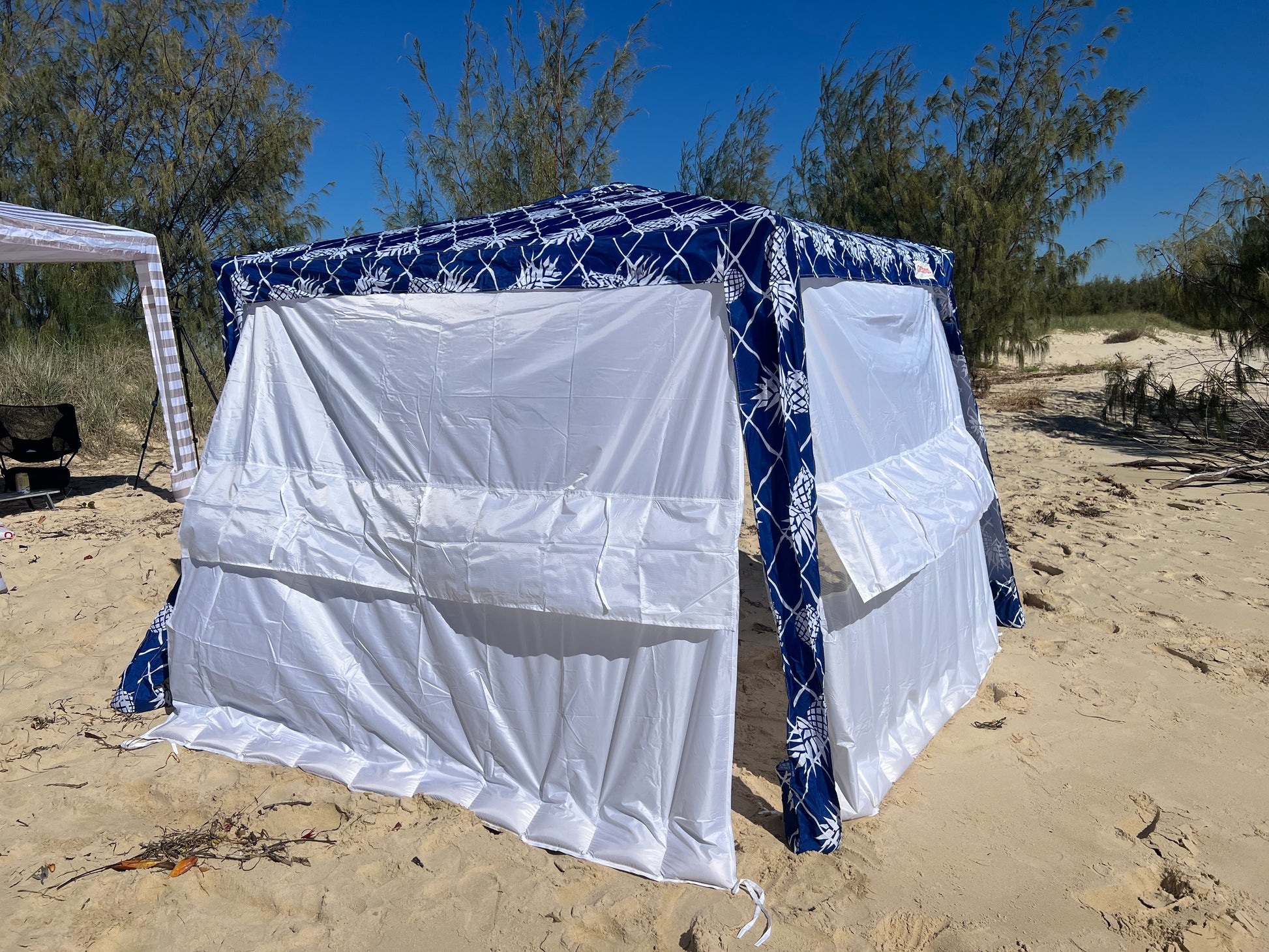 Cabana Side Walla