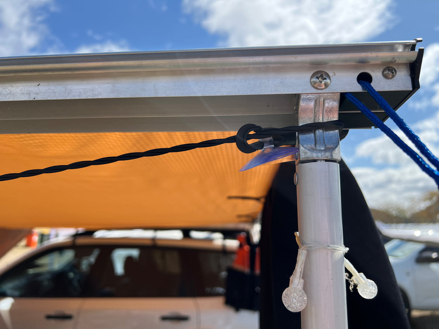 Portable Camp Pegless Washing Line